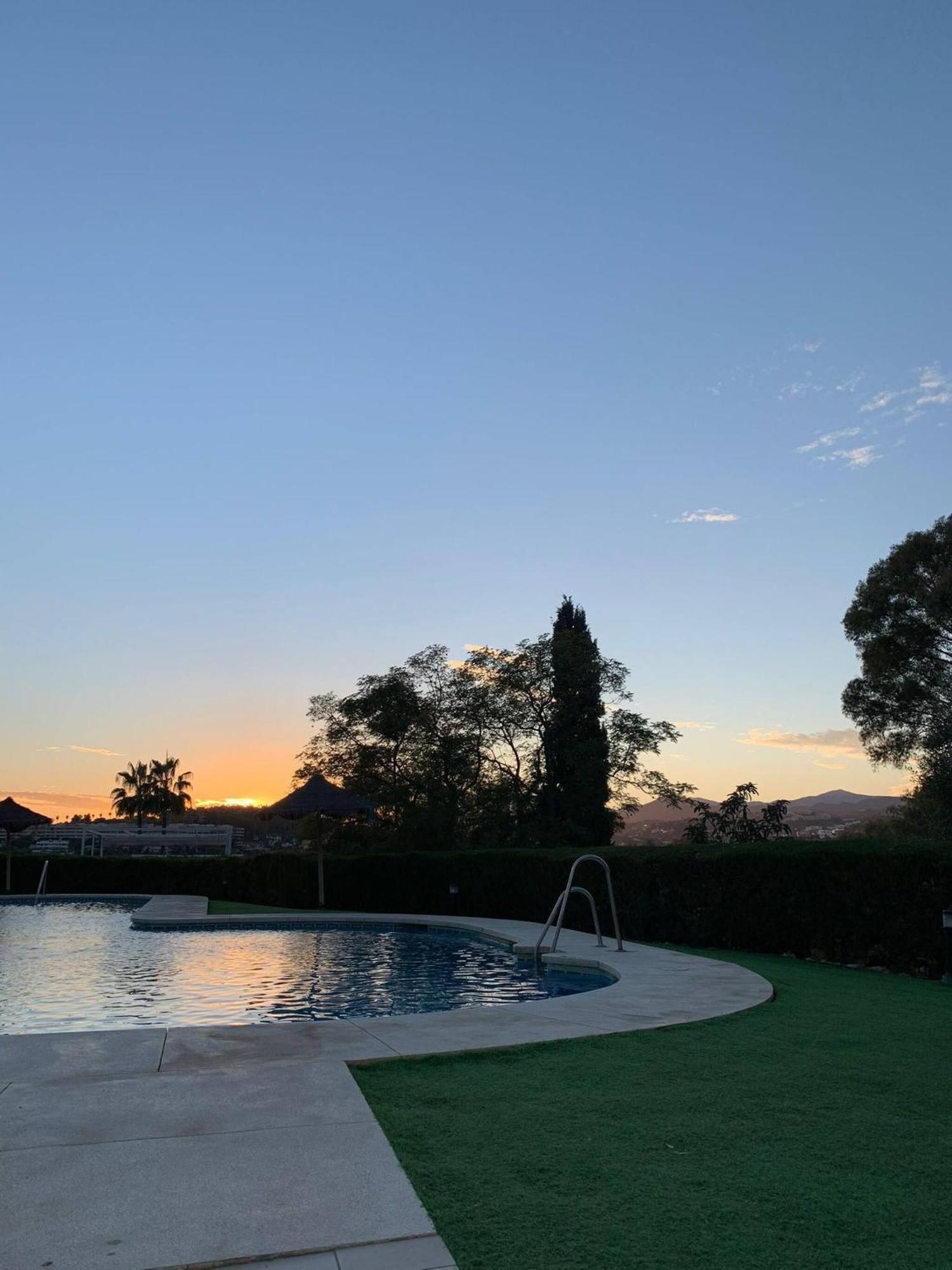 Luxury Townhouse Sea Views 10 Min From Puerto Banus