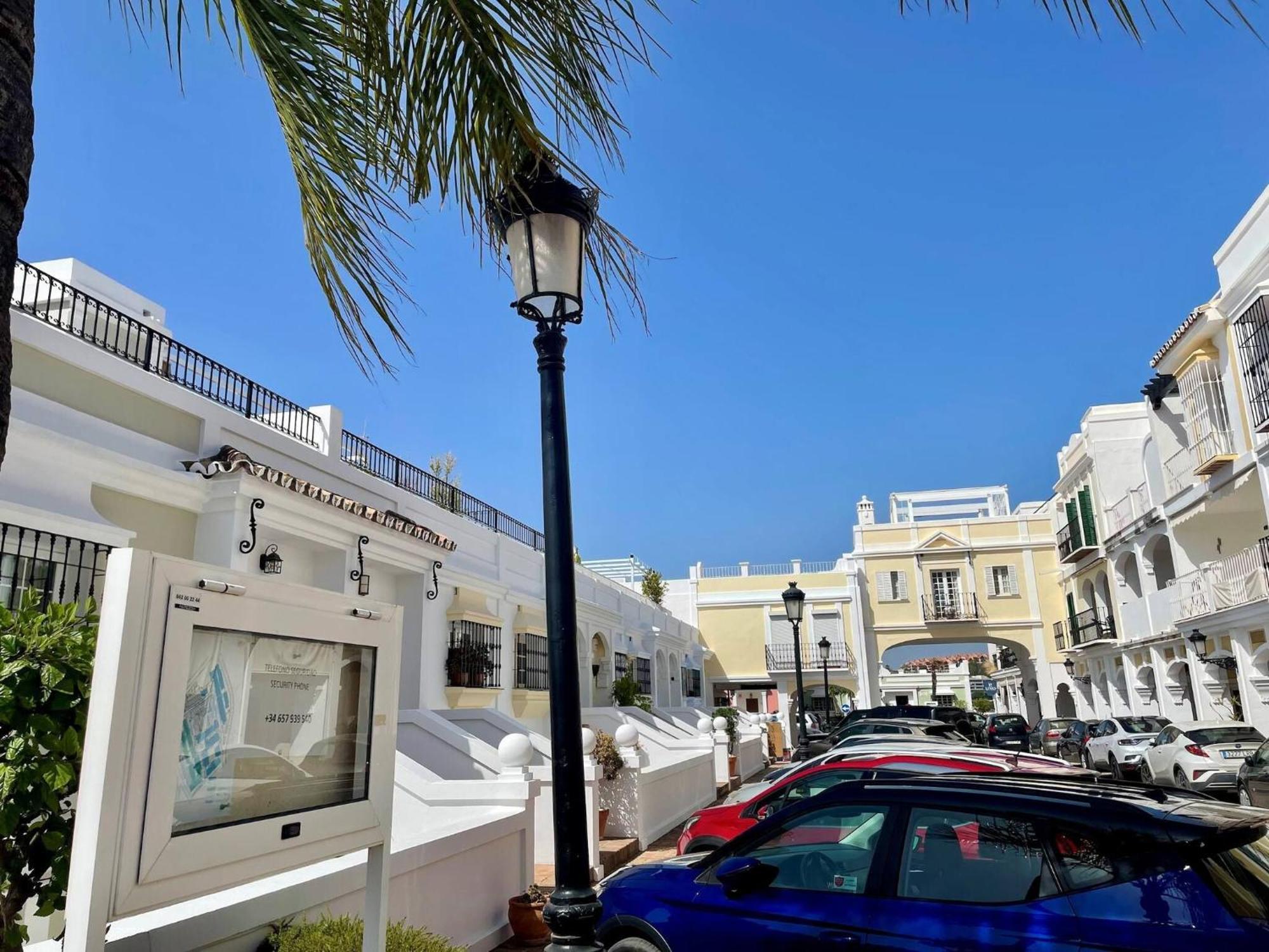 Luxury Townhouse Sea Views 10 Min From Puerto Banus Holiday home Marbella